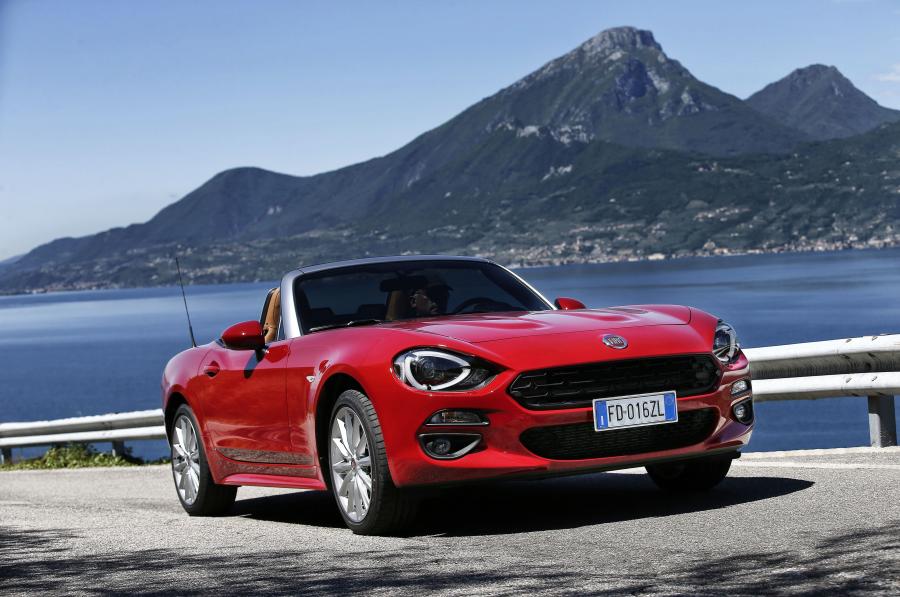  Fiat 124 Spider 2016 года  (фото 32 из 75)